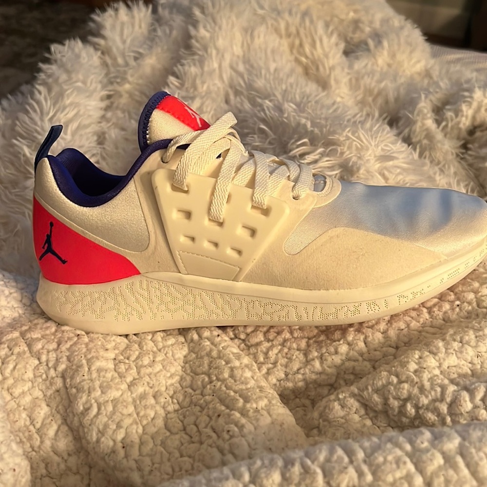 Jordan Grind “Ultramarine” mens 9.5 never worn